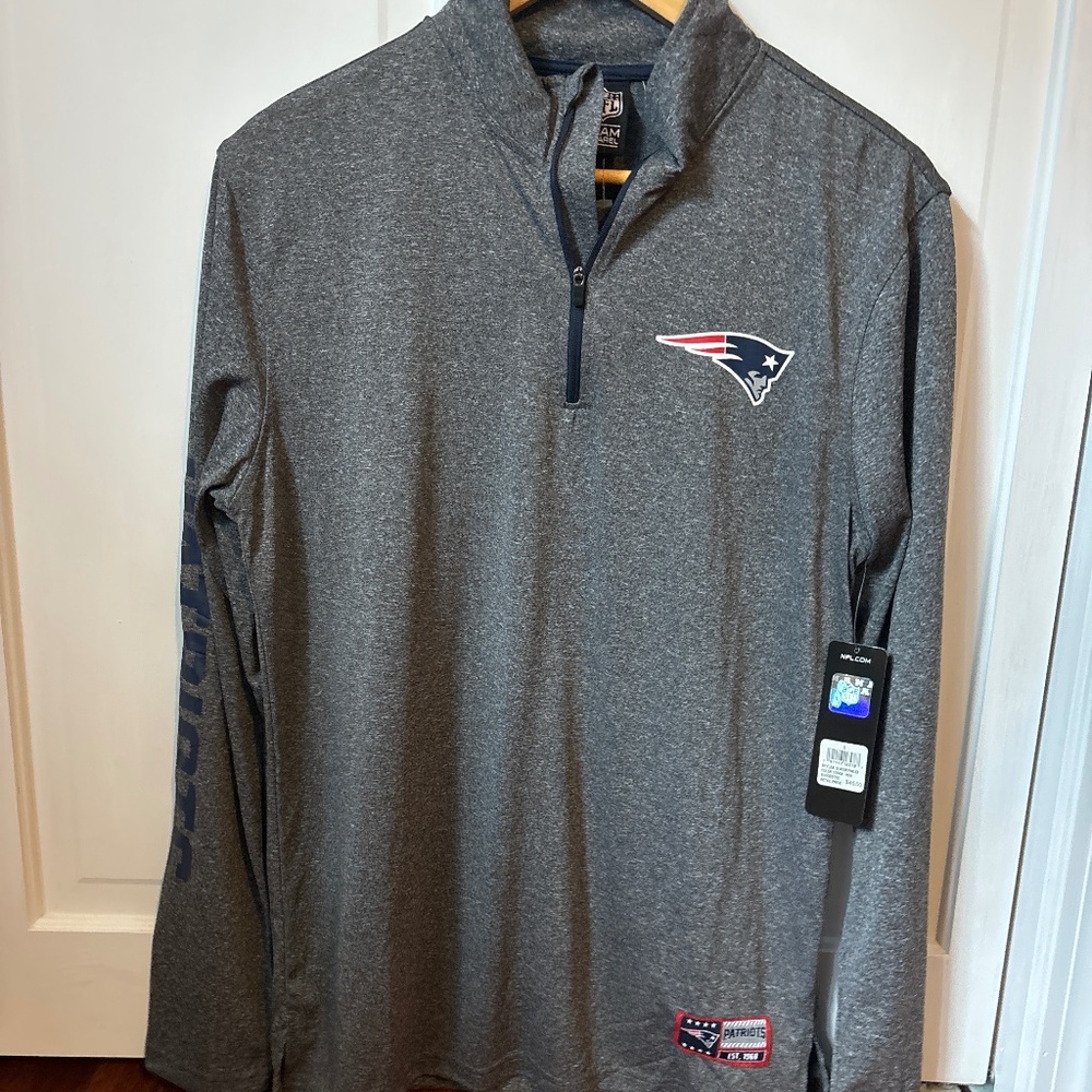 Patriots 1/4 zip pullover -size S